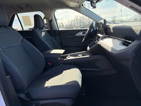 New 2026 Ford Explorer Active image 17