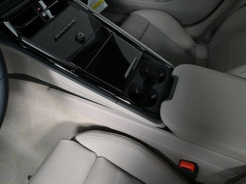 New 2026 Porsche Panamera 4 image 19