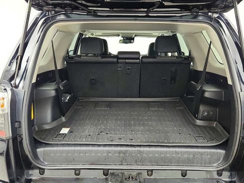 Used 2021 Toyota 4Runner SR5 Premium w/ Moonroof Package AWD/4WD image 23