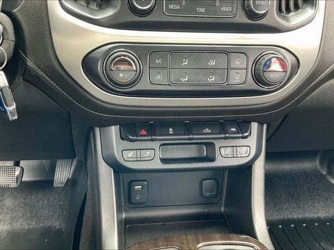 Used 2015 GMC Canyon SLT AWD/4WD image 32