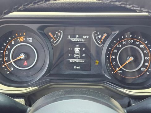 New 2026 Jeep Wrangler Willys AWD/4WD image 12