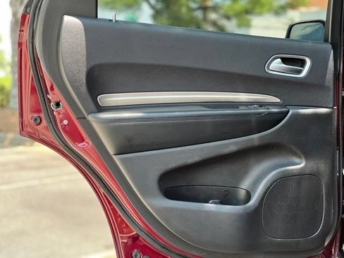 Used 2019 Dodge Durango SXT AWD/4WD image 14