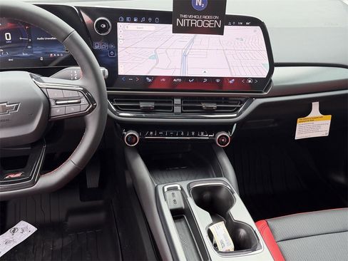 New 2026 Chevrolet Equinox EV RS image 15