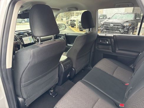 Used 2020 Toyota 4Runner TRD Off-Road image 18