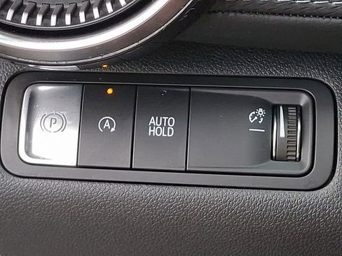 Used 2026 Chevrolet Equinox LT FWD image 23