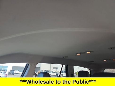 Used 2011 Buick Enclave CXL image 24