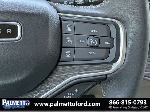 Used 2022 Jeep Wagoneer Series II RWD image 27