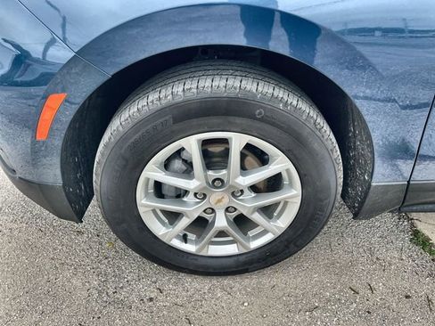 Certified 2024 Chevrolet Equinox LS w/ LS Convenience Package FWD image 32