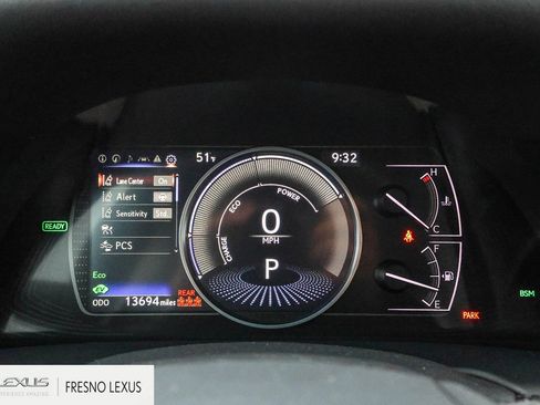 Certified 2025 Lexus ES 300h 300h image 24