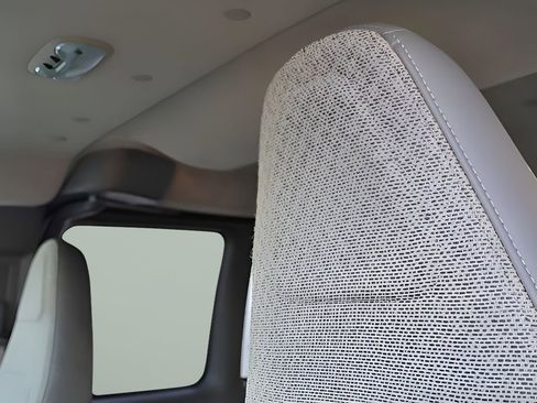 Used 2021 Chevrolet Express 3500 LT w/ LT Preferred Equipment Group image 16