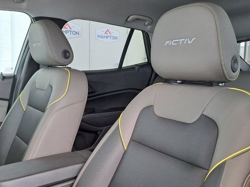 Used 2025 Chevrolet Trax ACTIV w/ Driver Confidence Package FWD image 23
