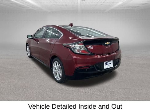 Used 2017 Chevrolet Volt Premier w/ Driver Confidence II Package FWD image 9
