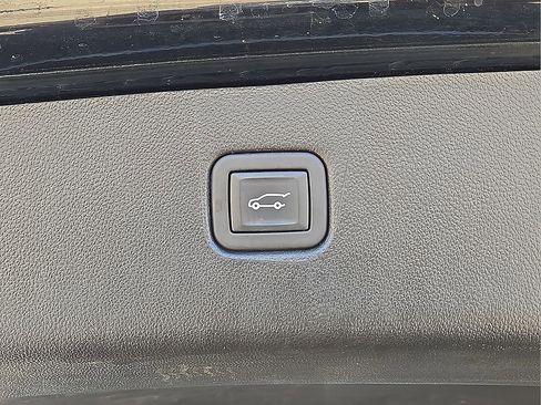 Used 2024 Chevrolet Blazer LT image 15