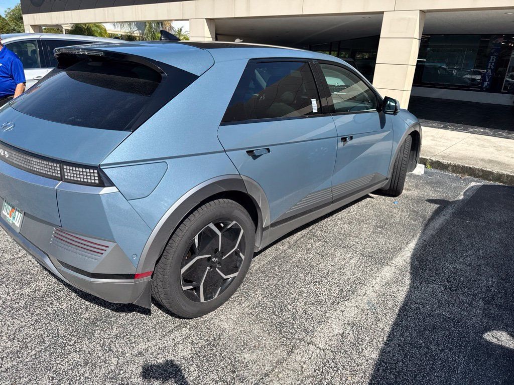 Used 2024 Hyundai Ioniq 5 Limited RWD image 13