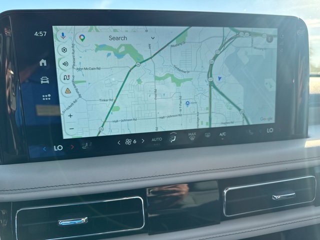 Used 2025 Lincoln Aviator Reserve w/ Equipment Group 201A AWD/4WD image 14