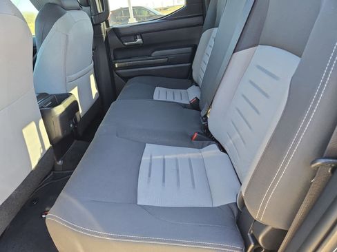 Used 2024 Toyota Tacoma TRD Off-Road image 18