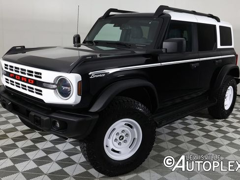 Used 2025 Ford Bronco Heritage Edition AWD/4WD image 1