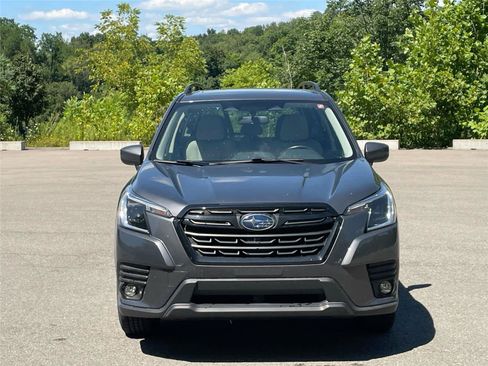 Certified 2024 Subaru Forester Premium AWD/4WD image 6