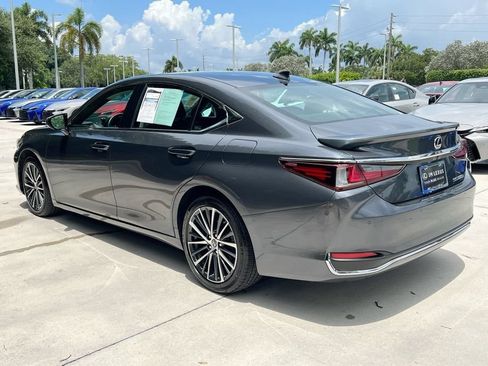 Certified 2025 Lexus ES 300h w/ Premium Package FWD image 5