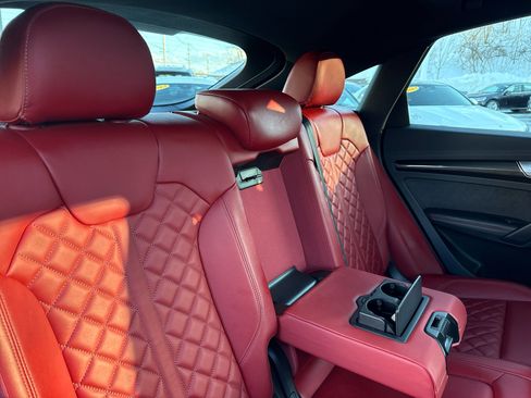 Used 2023 Audi SQ5 Premium Plus w/ Premium Plus Package image 34