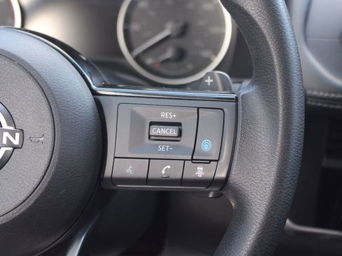 Used 2023 Nissan Rogue SV AWD/4WD image 19
