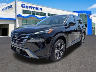 Used 2025 Nissan Rogue SL FWD video 1