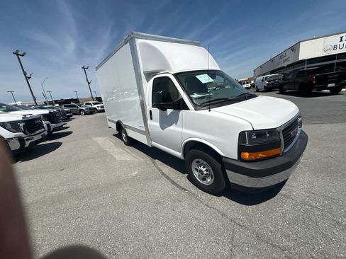 New 2025 GMC Savana 3500 w/ Power Convenience Package RWD image 26