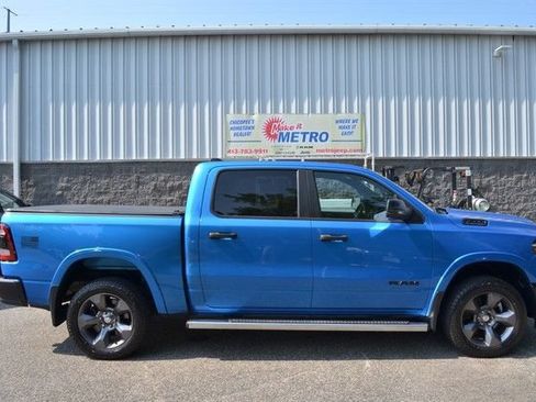 Used 2023 RAM 1500 Big Horn AWD/4WD image 9