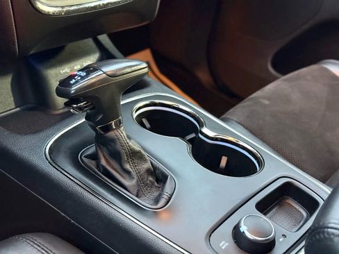 Used 2019 Dodge Durango R/T image 19