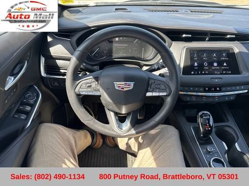 Used 2023 Cadillac XT4 Sport AWD/4WD image 15