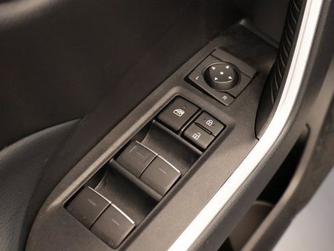 Used 2025 Toyota RAV4 XLE image 11