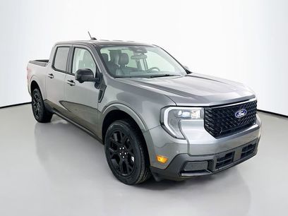 New 2026 Ford Maverick Lariat w/ Black Appearance Package
