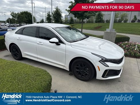 Certified 2025 Kia K5 LXS FWD image 1
