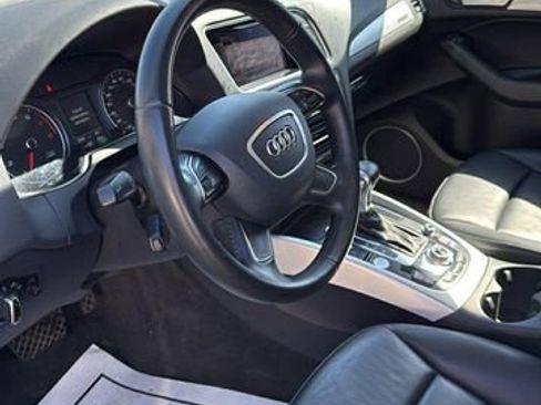 Used 2016 Audi Q5 2.0T Premium Plus w/ Technology Package image 11