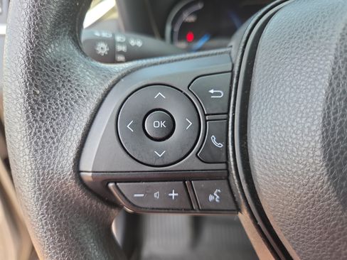 Certified 2025 Toyota RAV4 LE AWD/4WD image 26