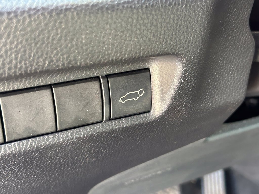 Certified 2021 Toyota RAV4 Limited AWD/4WD image 28