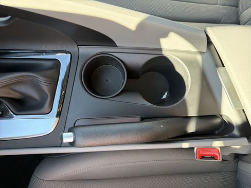 New 2026 Hyundai Elantra SE image 21