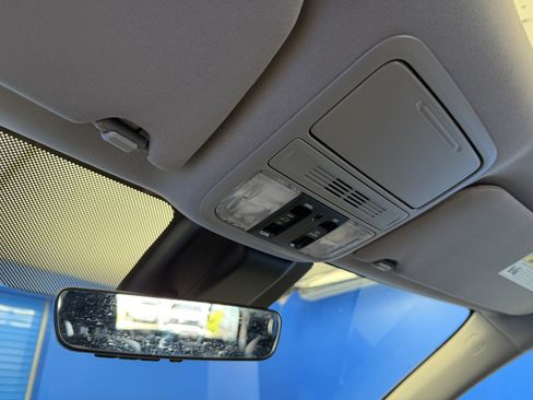 Used 2019 Honda Odyssey EX-L image 24