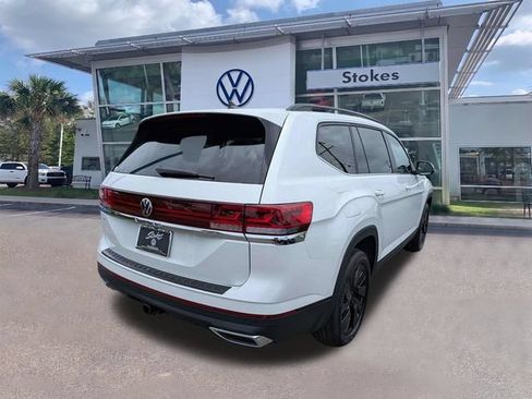 New 2026 Volkswagen Atlas SE FWD image 4
