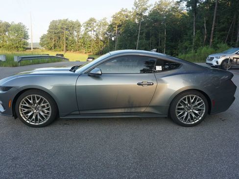 Used 2026 Ford Mustang Premium RWD image 16