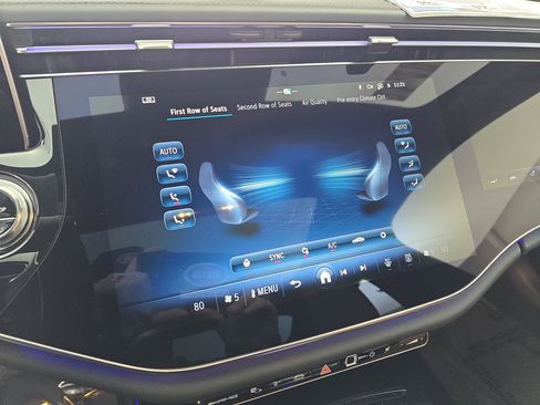 New 2026 Mercedes-Benz E 53 AMG e 4MATIC Sedan image 23