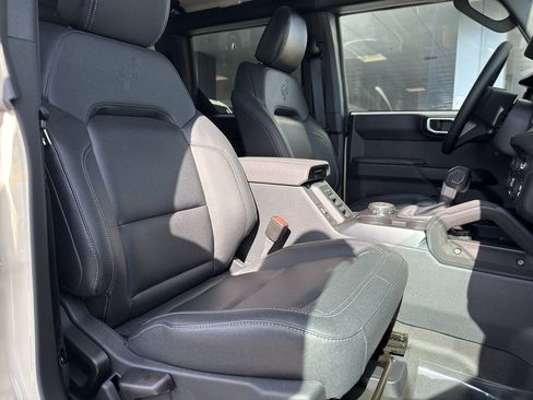 New 2026 Ford Bronco Big Bend w/ Black Diamond Package AWD/4WD image 36
