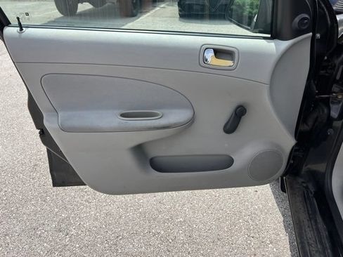 Used 2008 Chevrolet Cobalt LS w/ Protection Package FWD image 18