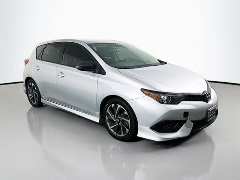 Used 2016 Scion iM FWD image 1