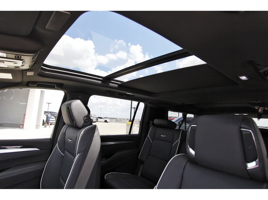 New 2027 Cadillac Escalade ESV Luxury RWD image 24