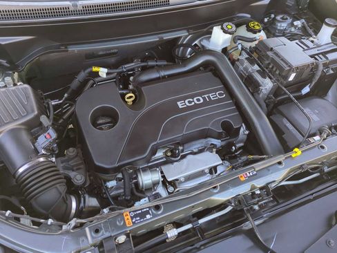 Used 2020 Chevrolet Equinox LT image 30