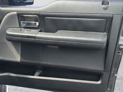 Used 2004 Ford F150 XLT AWD/4WD image 22