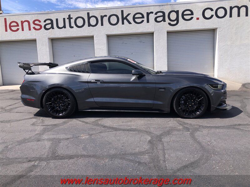 Used 2016 Ford Mustang GT RWD image 1