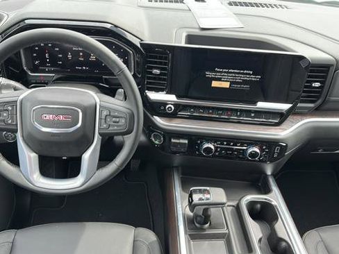 New 2026 GMC Sierra 1500 SLT w/ SLT Premium Plus Package AWD/4WD image 17