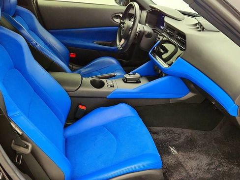 Used 2023 Nissan Z w/ Floor Mat Package (L93) image 23
